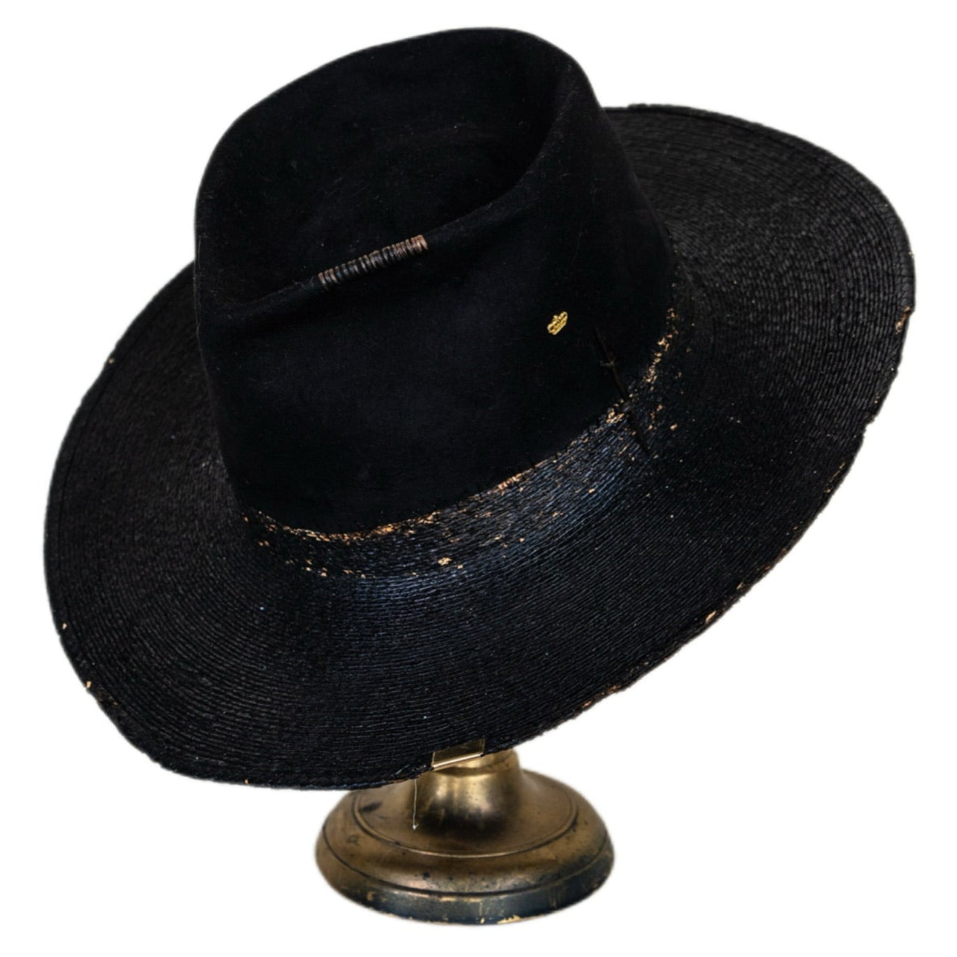 Reeve hat showing transition between straw base and felt crown